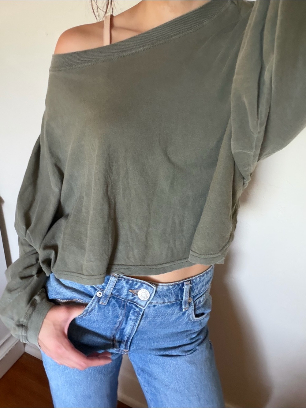 Urban Outfitters cropped, oversized green long sleeve, size medium.